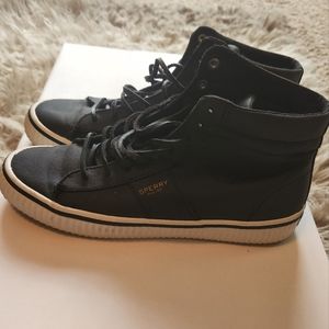 Black and White Sperry size 8